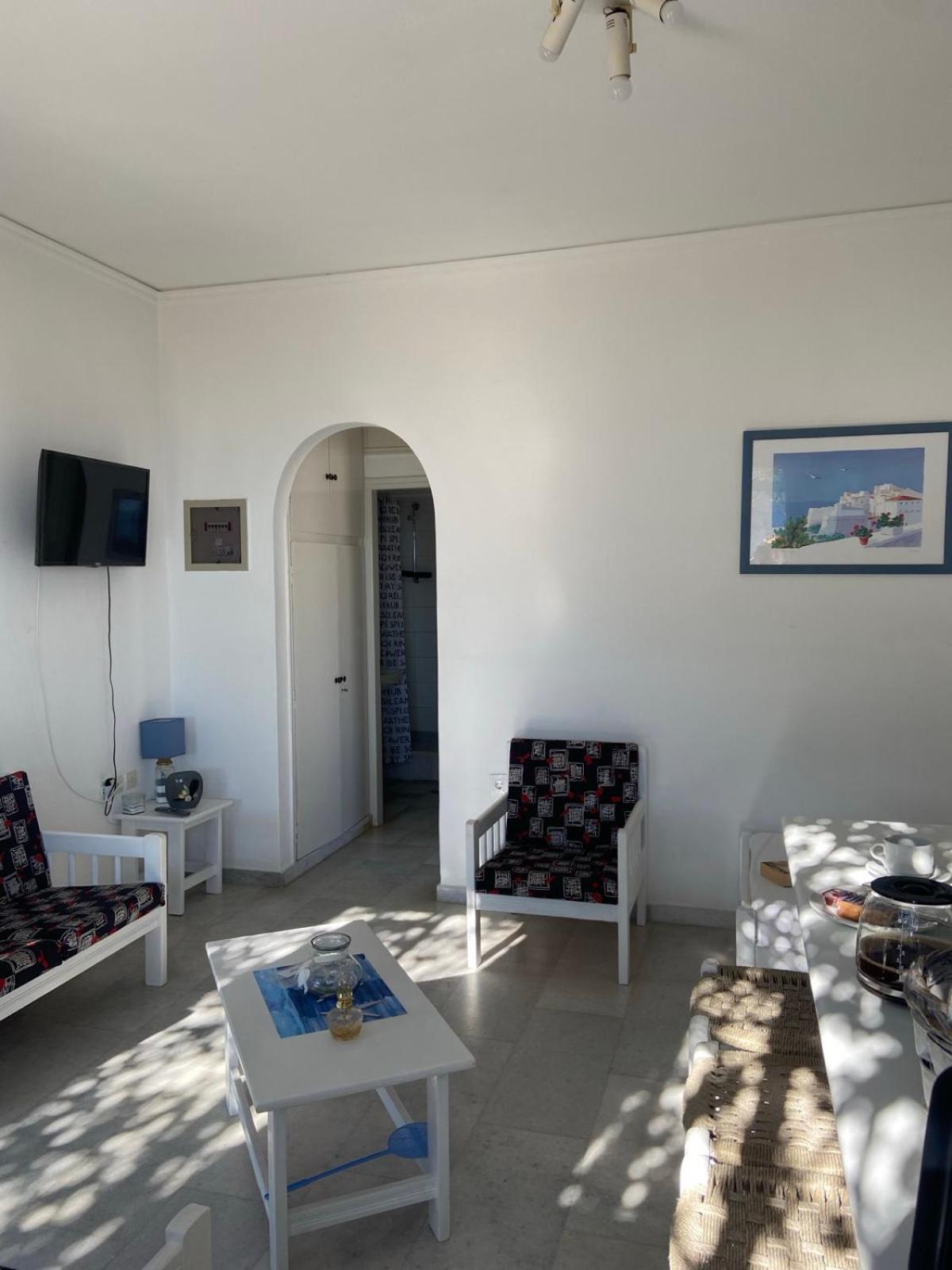Flora'S Apartments Apollon  Ngoại thất bức ảnh