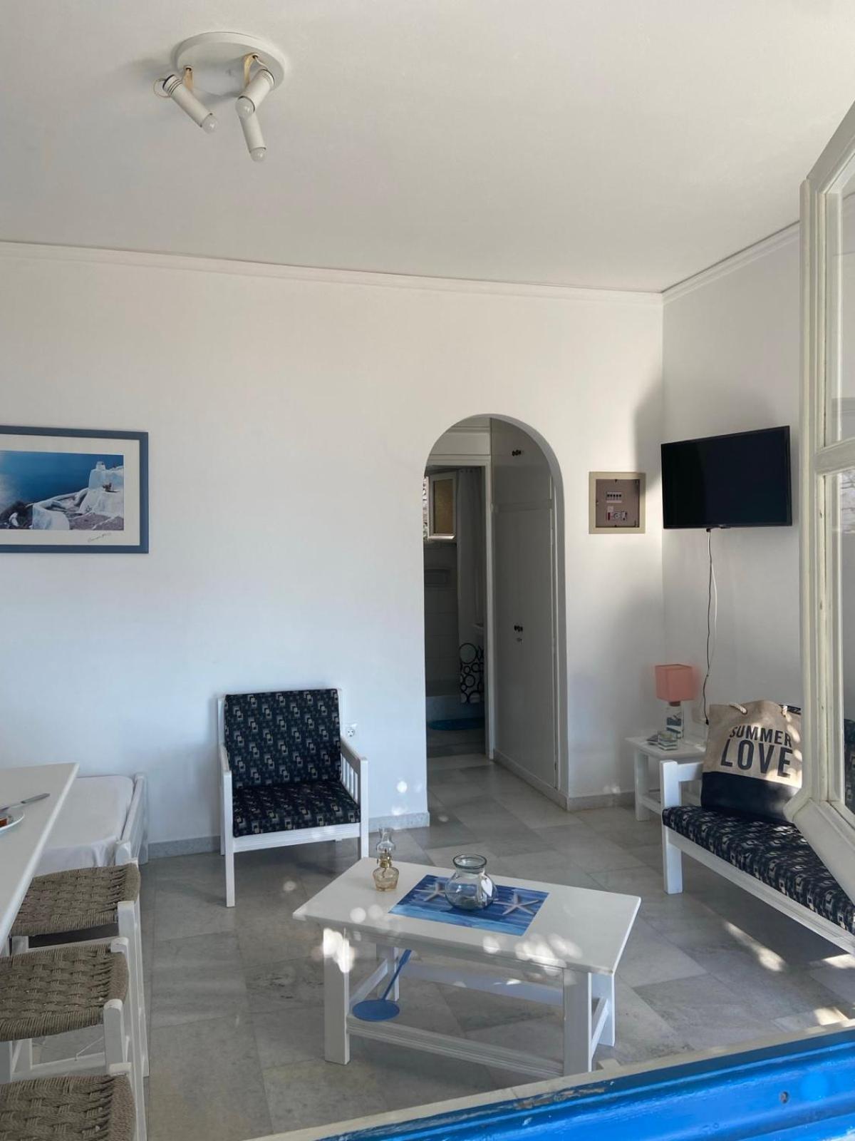 Flora'S Apartments Apollon  Ngoại thất bức ảnh